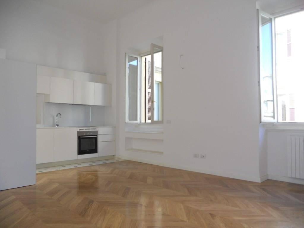 appartamento in affitto a Milano in zona Cadorna
