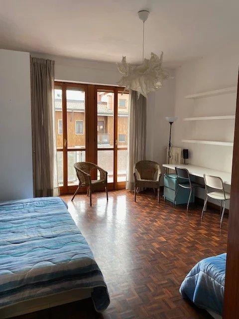 negozio in affitto a Milano in zona Corvetto