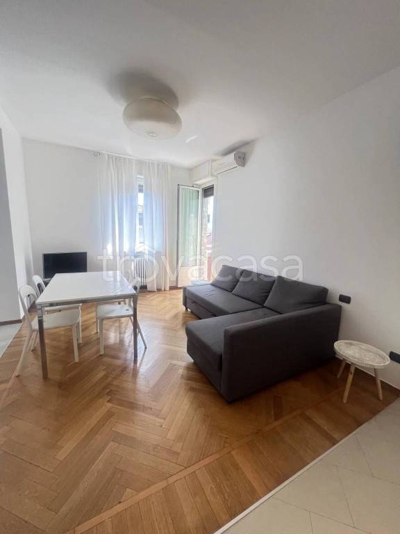 appartamento in affitto a Milano in zona Porta Genova