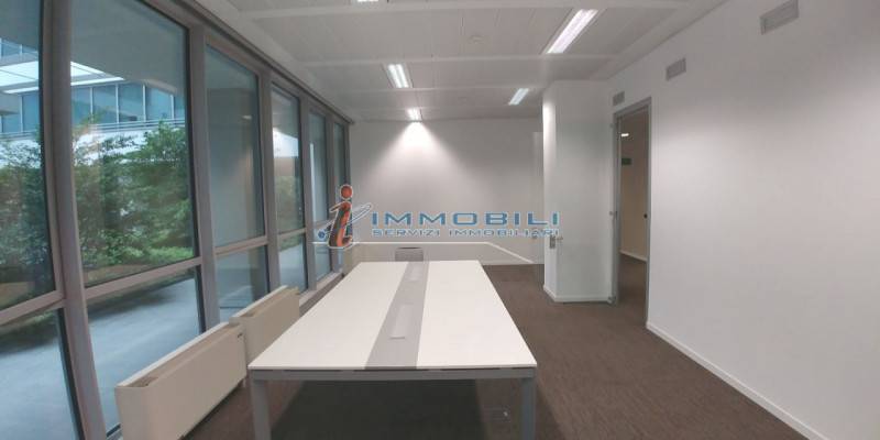 ufficio in affitto a Milano in zona Porta Genova