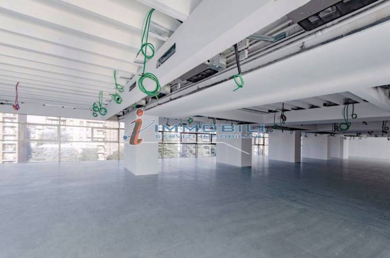 ufficio in affitto a Milano in zona Barona