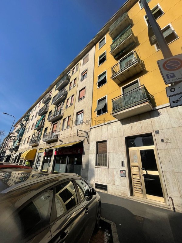 appartamento in affitto a Milano in zona Baggio