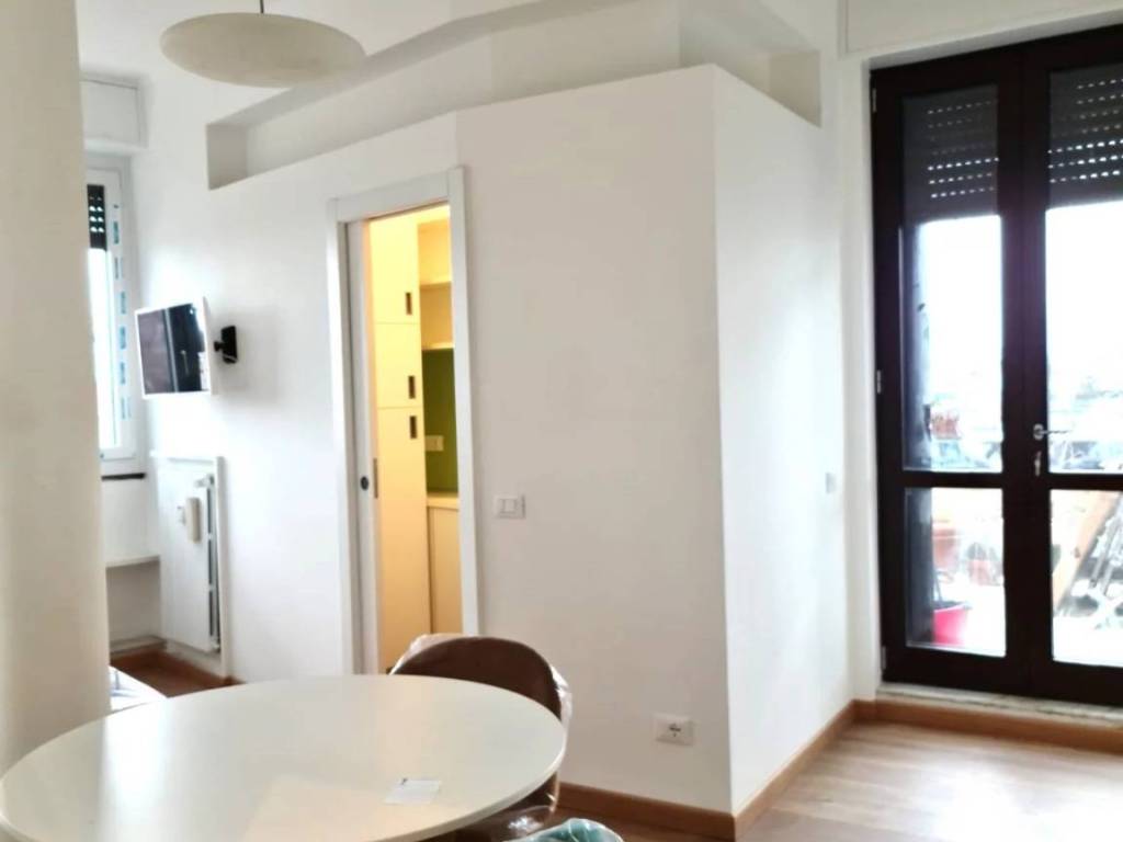 appartamento in affitto a Milano in zona Sant'Ambrogio