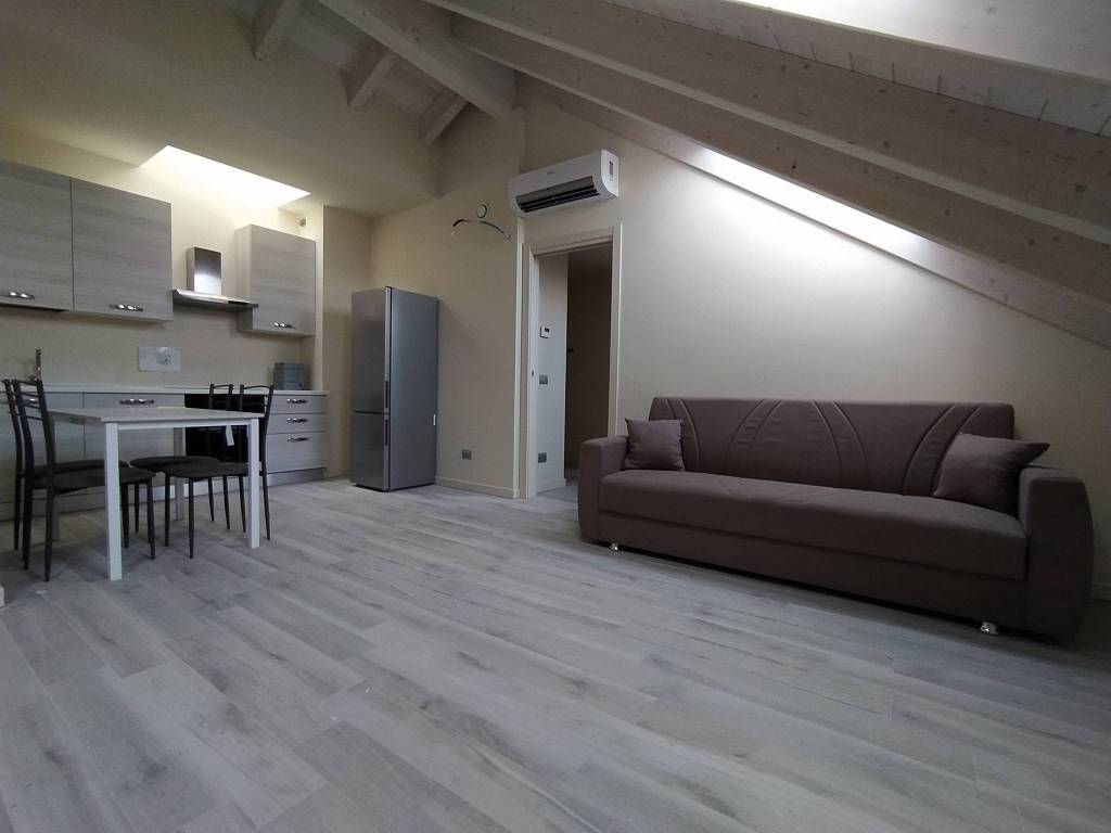 appartamento in affitto a Milano in zona Vigentino