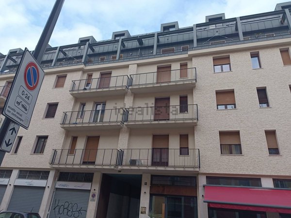 appartamento in affitto a Milano in zona Cinque Giornate