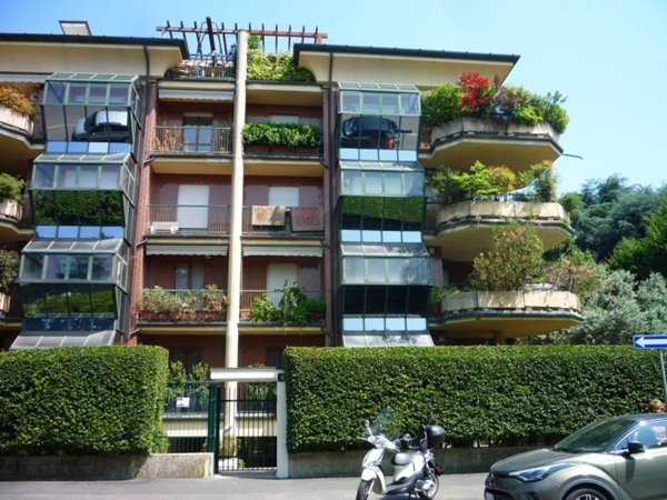 appartamento in affitto a Milano in zona Trenno