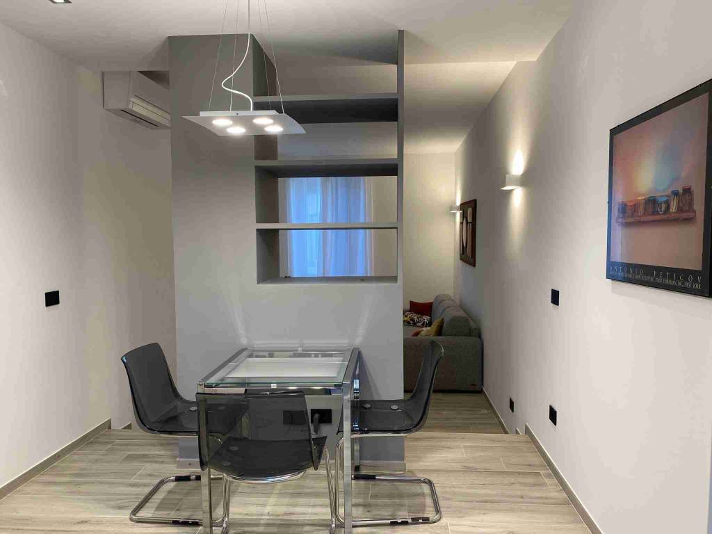 appartamento in affitto a Milano in zona Porta Nuova
