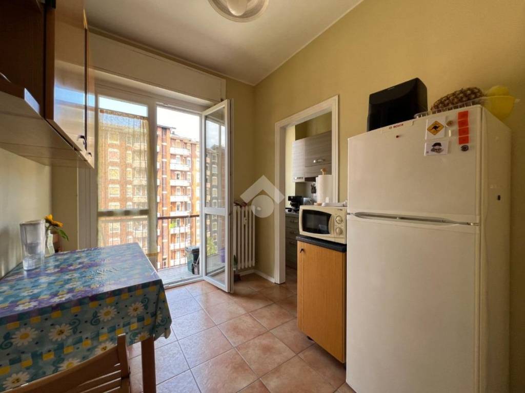 appartamento in affitto a Milano in zona Lorenteggio