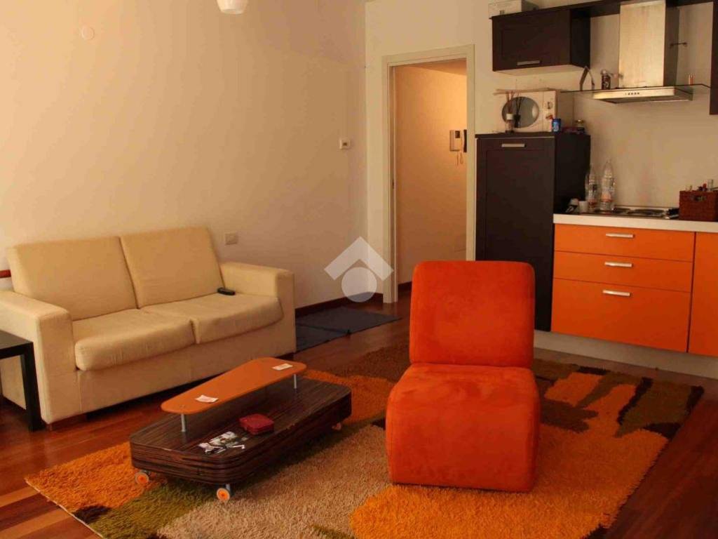 appartamento in affitto a Milano in zona Porta Genova