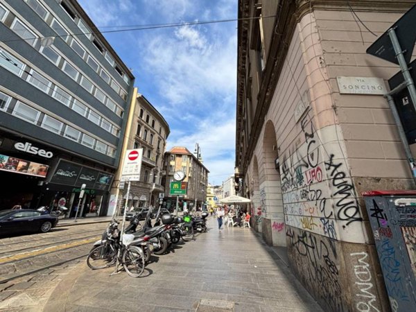 appartamento in affitto a Milano in zona Sant'Ambrogio