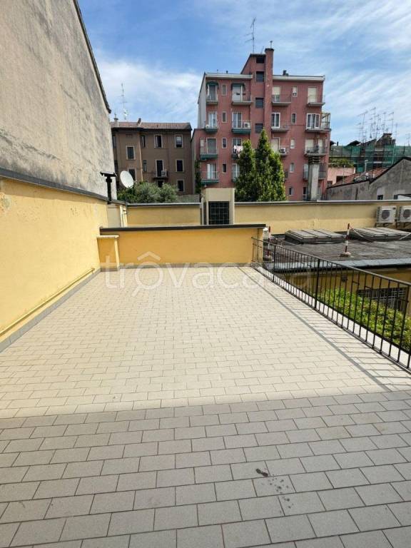 appartamento in affitto a Milano in zona Sant'Ambrogio
