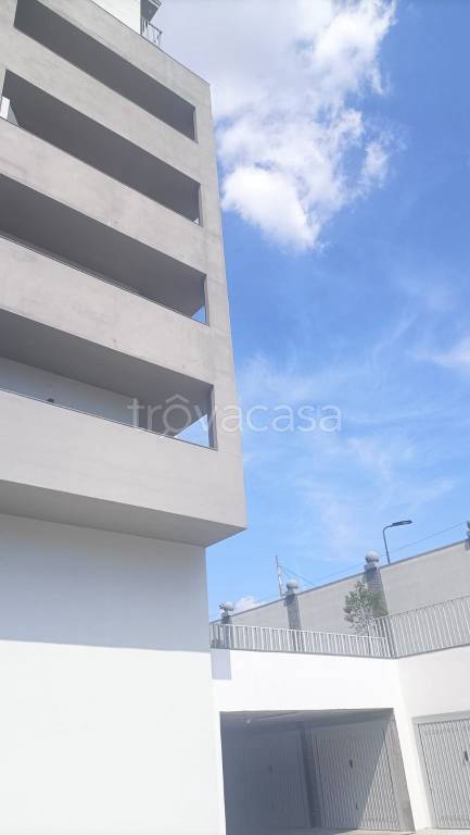 appartamento in affitto a Milano in zona Cascina dei Pomi