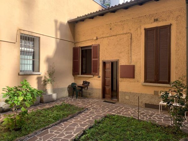 appartamento in affitto a Milano in zona Corvetto