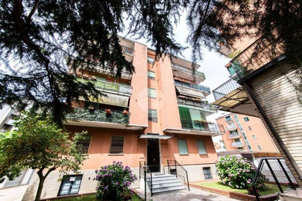 appartamento in affitto a Milano in zona Baggio