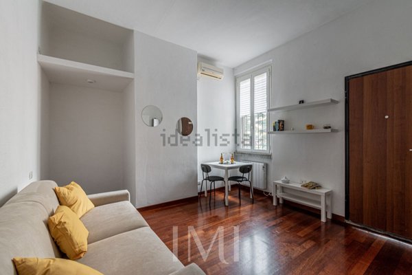 appartamento in affitto a Milano in zona Lorenteggio