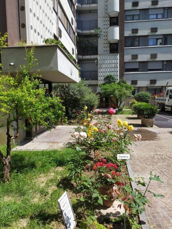 appartamento in affitto a Milano in zona Guastalla