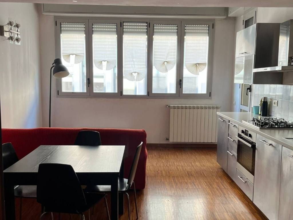 appartamento in affitto a Milano in zona Piazzale Lodi