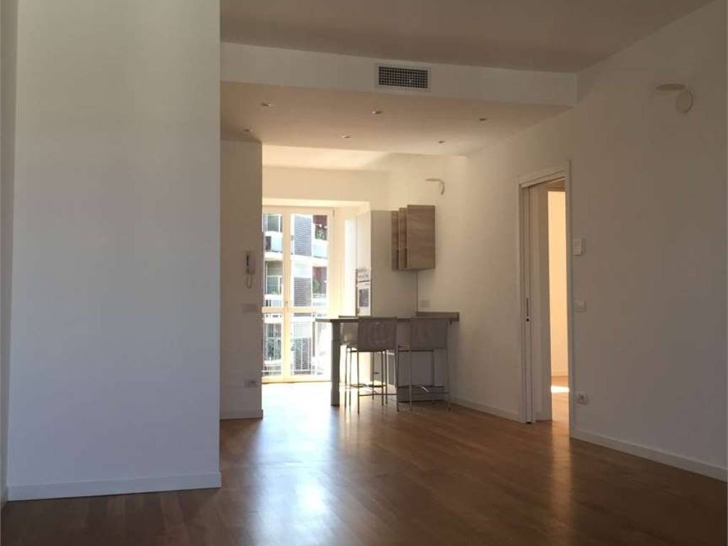 appartamento in affitto a Milano in zona Centro Direzionale