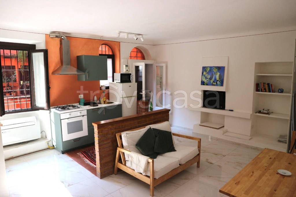 appartamento in affitto a Milano in zona Isola