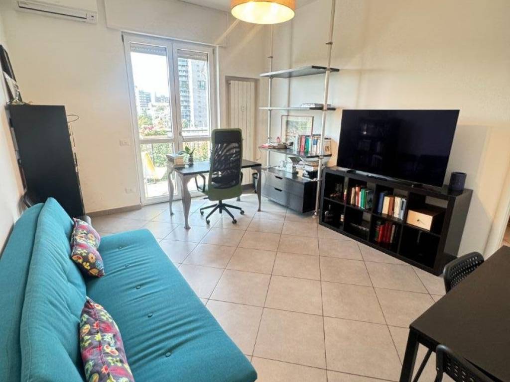 appartamento in affitto a Milano in zona Famagosta