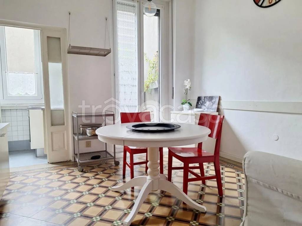 appartamento in affitto a Milano in zona Vigentino
