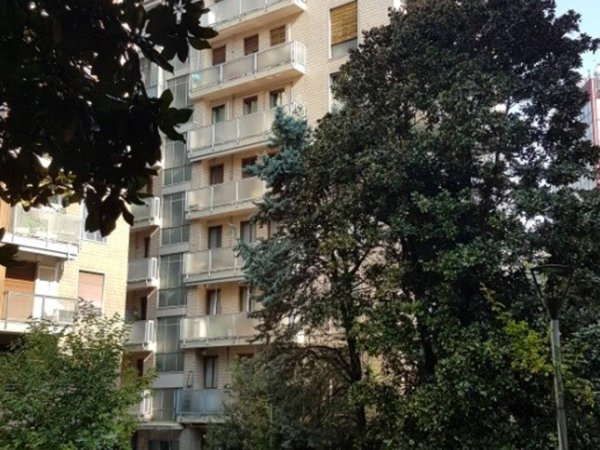 appartamento in affitto a Milano in zona Piazzale Lodi