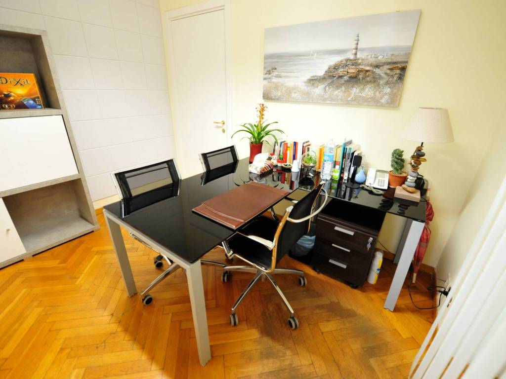ufficio in affitto a Milano in zona Centro Direzionale