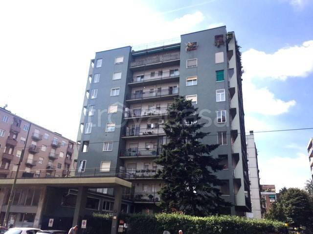 locale di sgombero in affitto a Milano in zona Città Studi