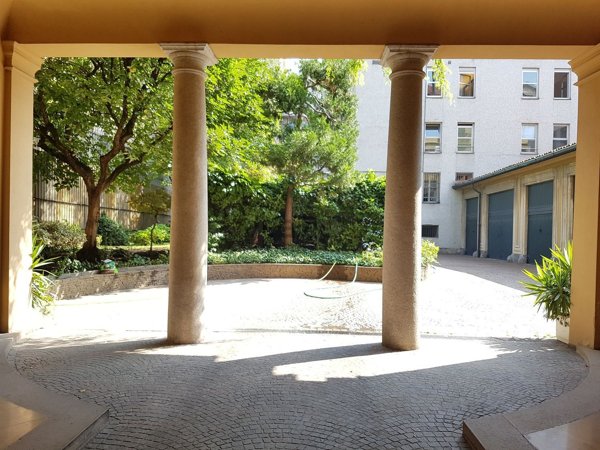appartamento in affitto a Milano in zona Sant'Ambrogio
