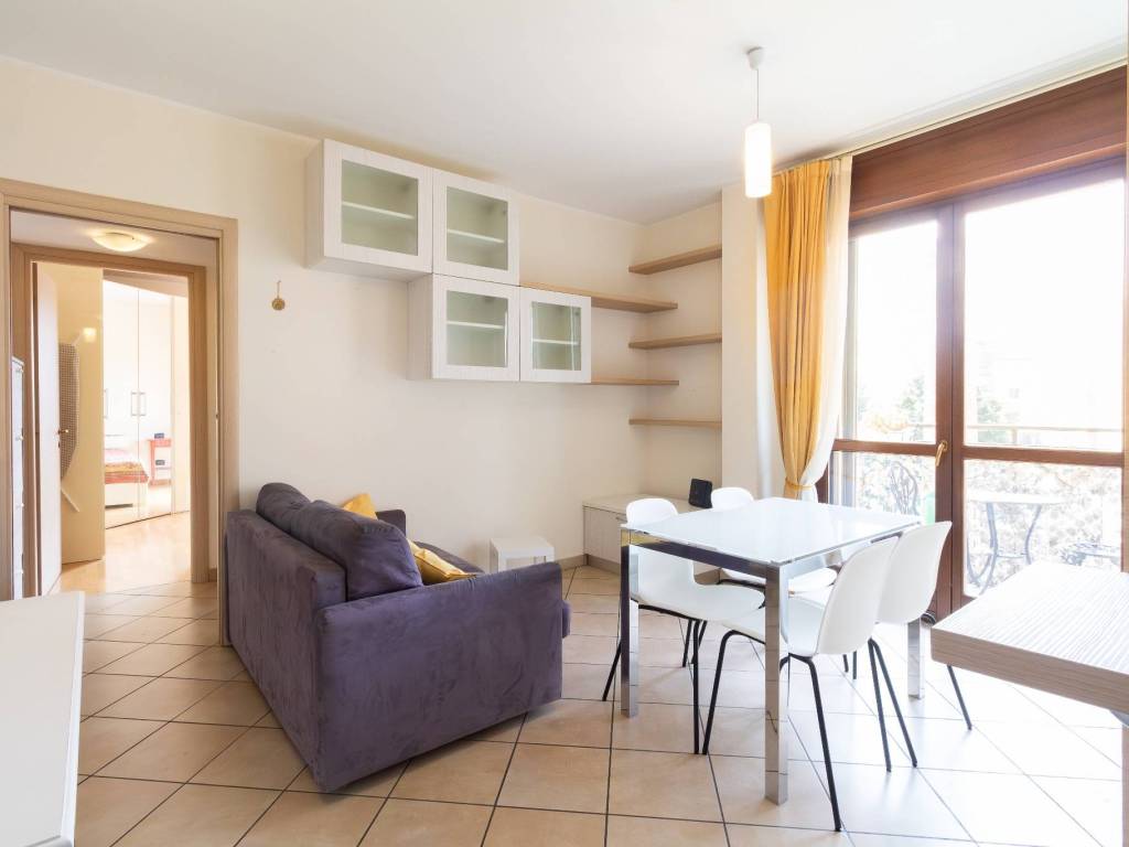 appartamento in affitto a Milano in zona Famagosta