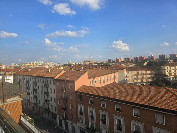 appartamento in affitto a Milano in zona Baggio