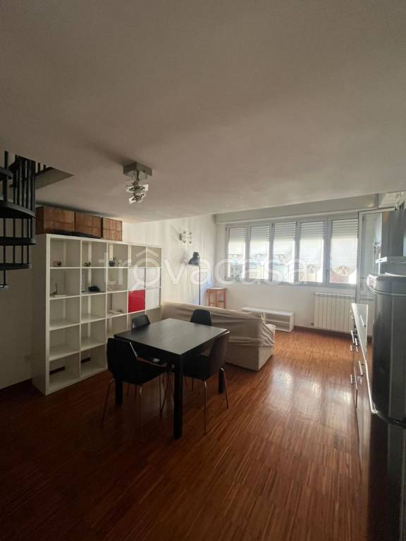 appartamento in affitto a Milano in zona Piazzale Lodi