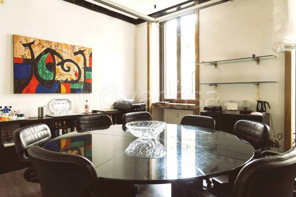 ufficio in affitto a Milano