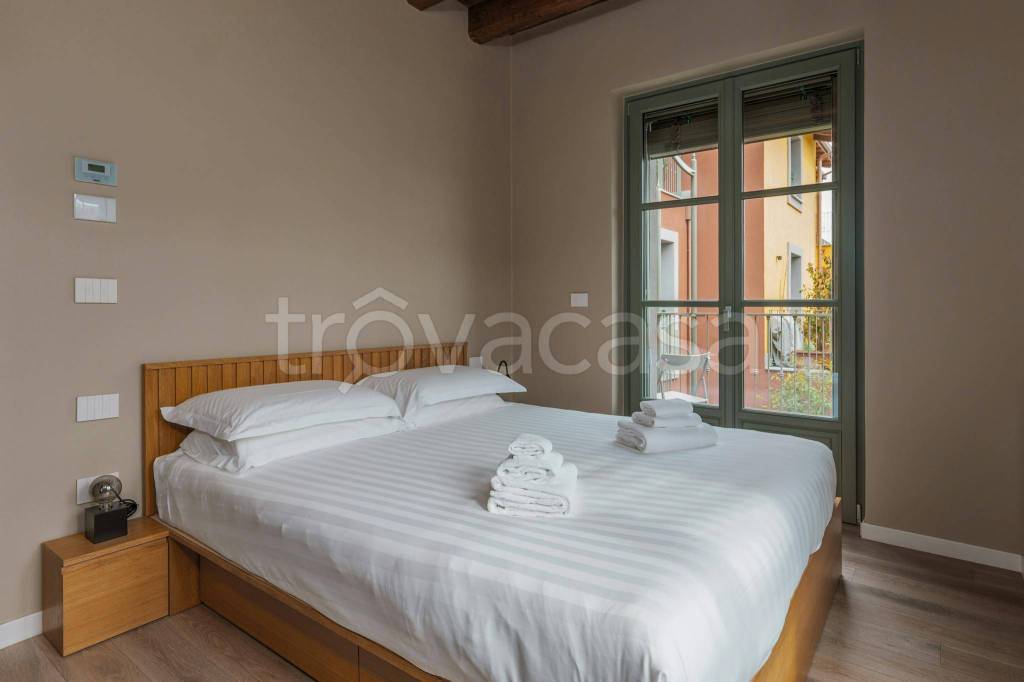 appartamento in affitto a Milano in zona Famagosta