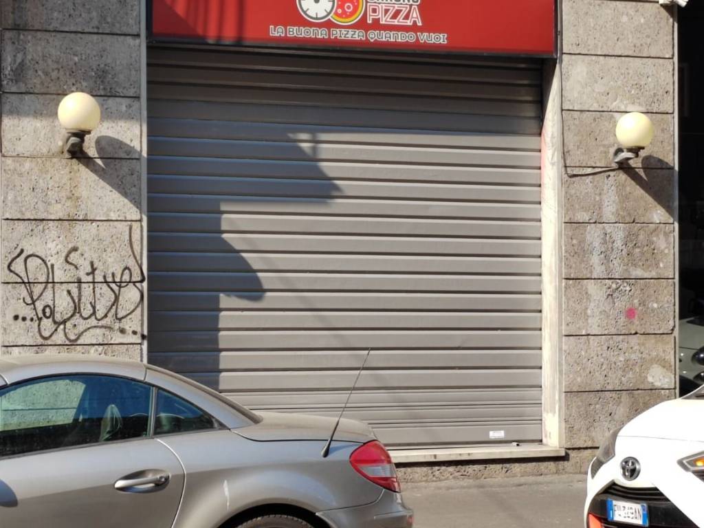 negozio in affitto a Milano in zona Porta Romana