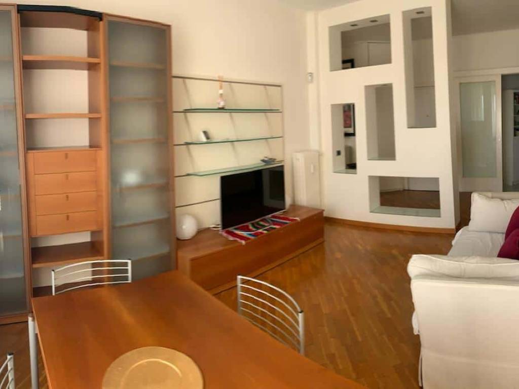 appartamento in affitto a Milano in zona Guastalla