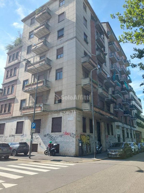 appartamento in affitto a Milano in zona Segnano