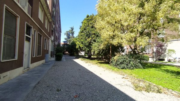 appartamento in affitto a Milano in zona Bocconi