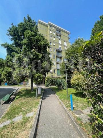 appartamento in affitto a Milano in zona Famagosta