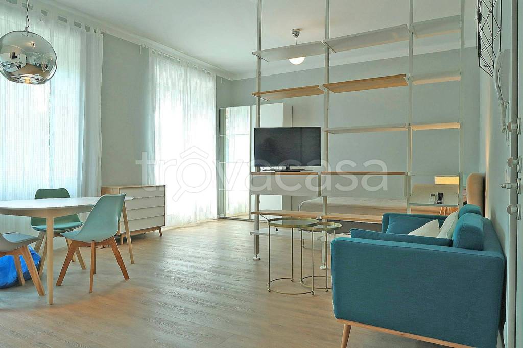appartamento in affitto a Milano in zona Centro Direzionale