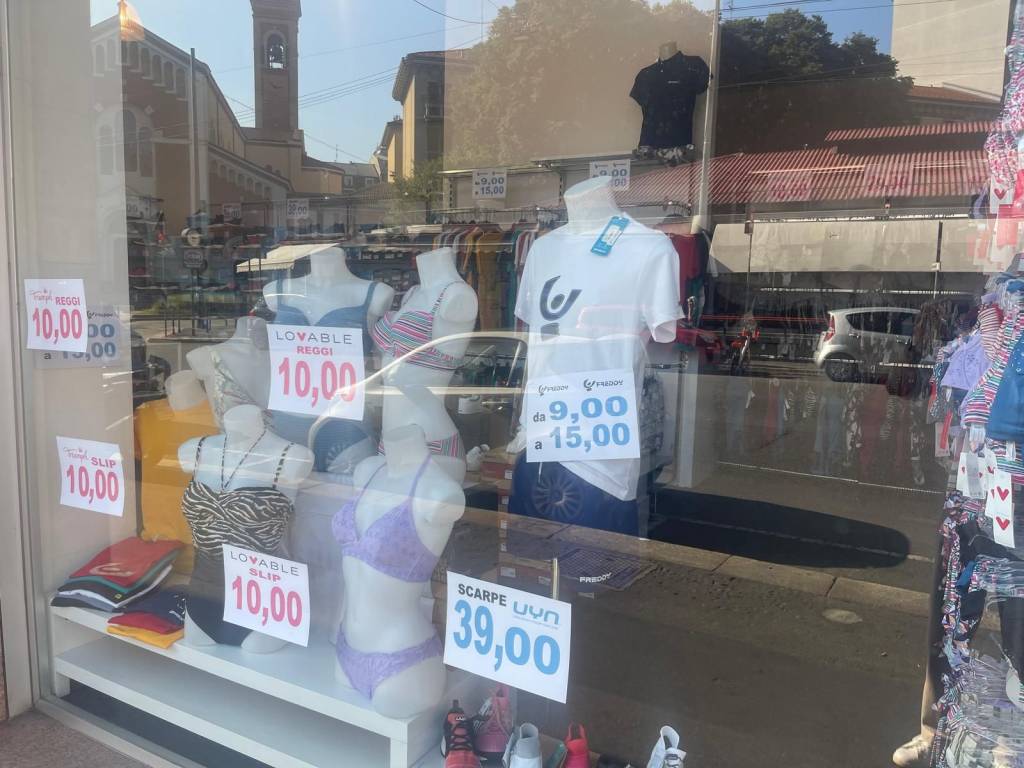 negozio in affitto a Milano in zona Solari