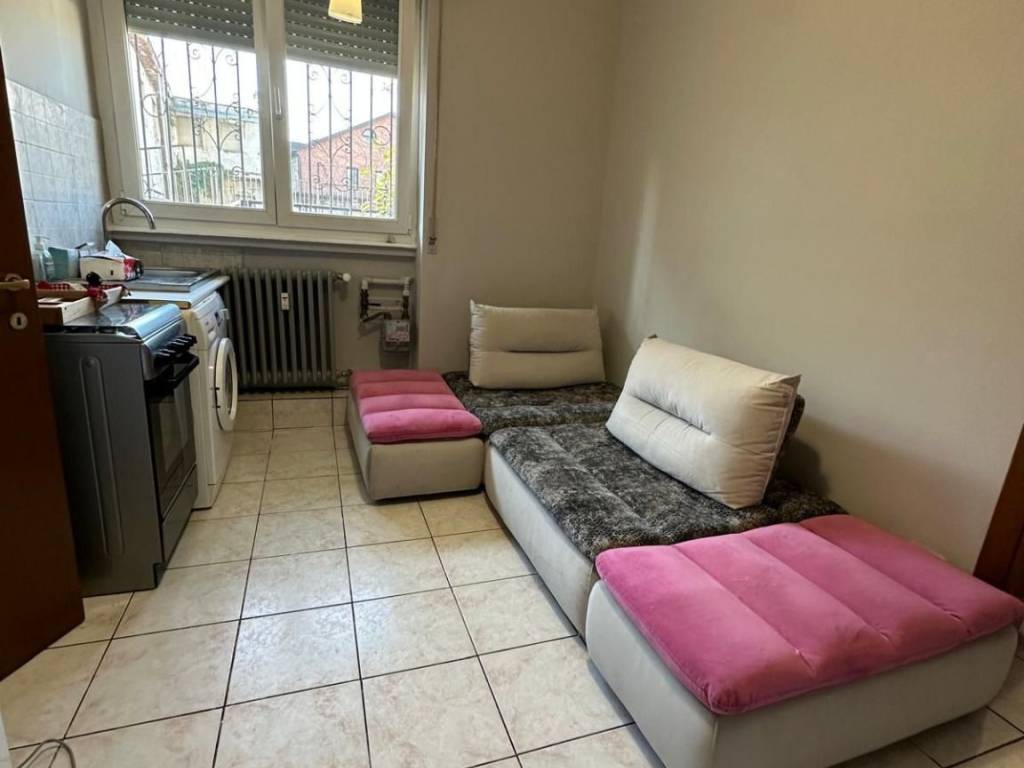 appartamento in affitto a Milano in zona Famagosta
