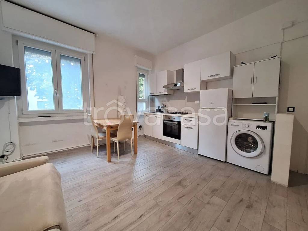 appartamento in affitto a Milano in zona Vigentino