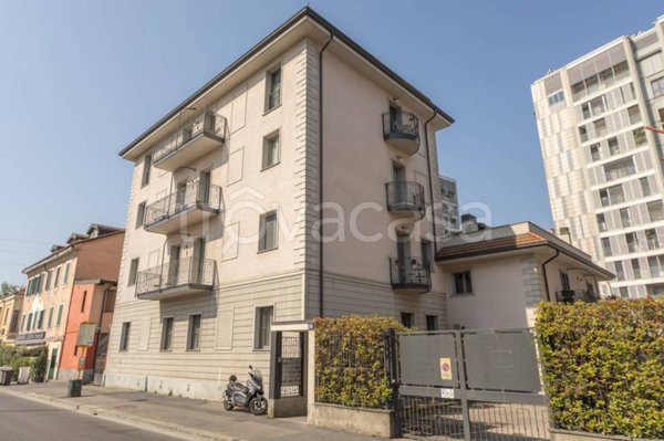 appartamento in affitto a Milano in zona Morivione