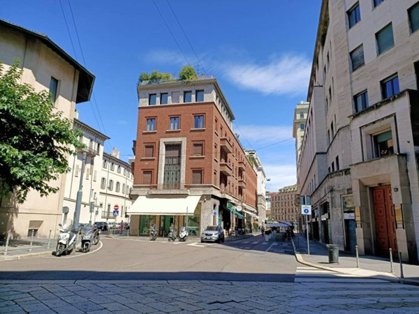 negozio in affitto a Milano