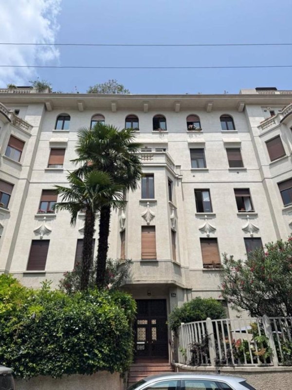appartamento in affitto a Milano in zona Sant'Ambrogio