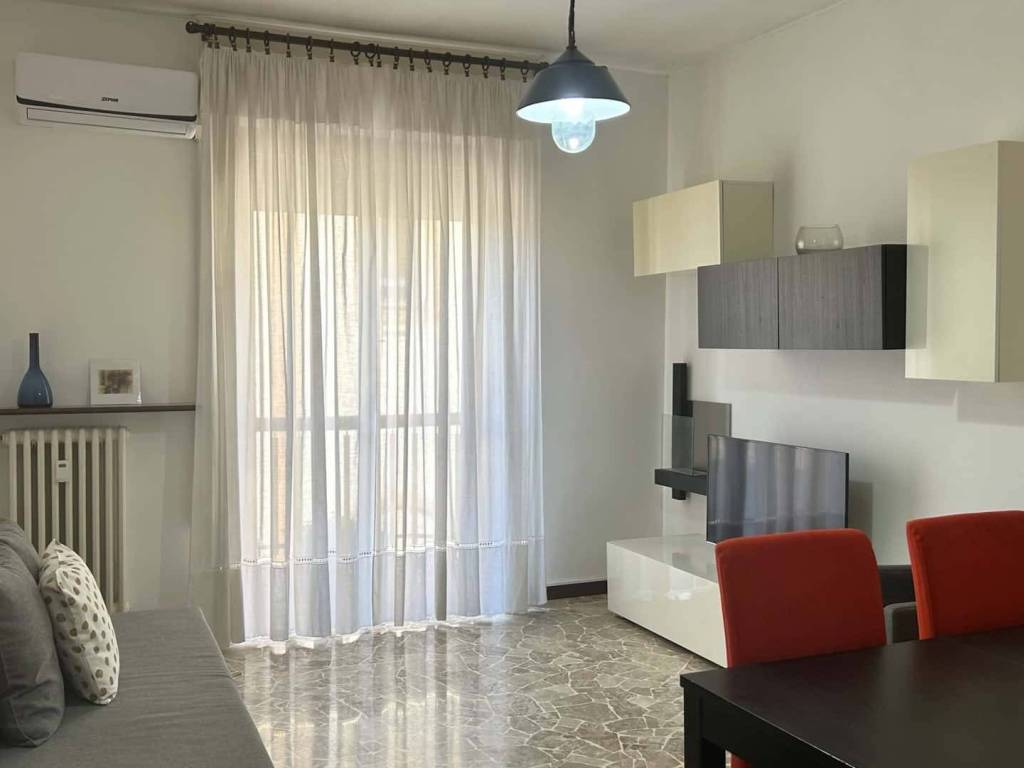 appartamento in affitto a Milano in zona Piazzale Lodi