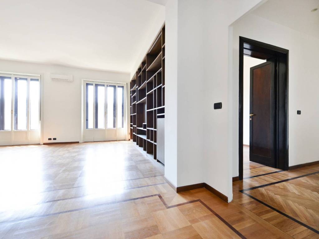 appartamento in affitto a Milano in zona Porta Nuova