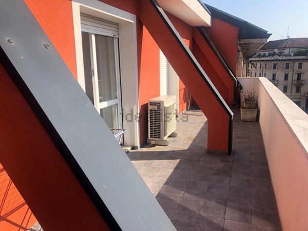 appartamento in affitto a Milano in zona Cinque Giornate