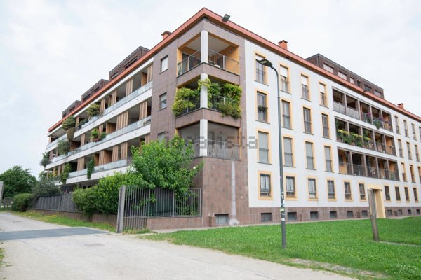 appartamento in affitto a Milano in zona Porta Genova
